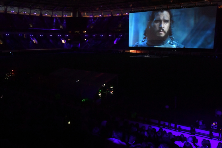 Финальный эпизод сериала «Игра престолов» на стадионе «РЖД Арена»