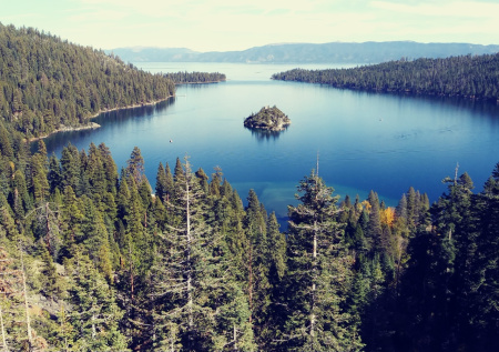 Таинственные звуки у озера в Неваде напугали местных жителей