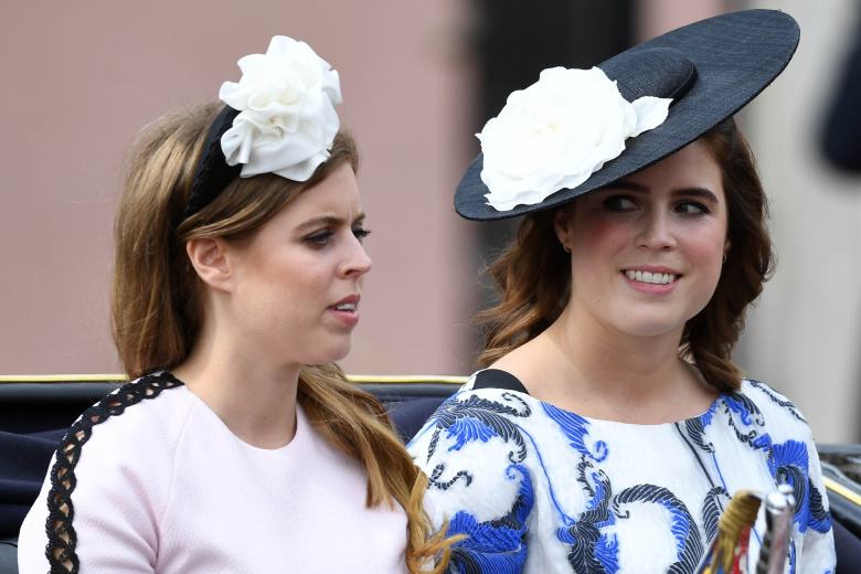 Принцессы Беатрис и Евгения