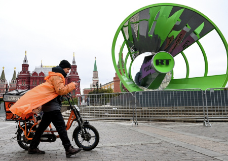 RT установил огромный рупор в Москве