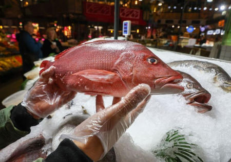 «Рыбный день» со скидкой 50%. Скоро также рухнут цены на мясо и овощи?