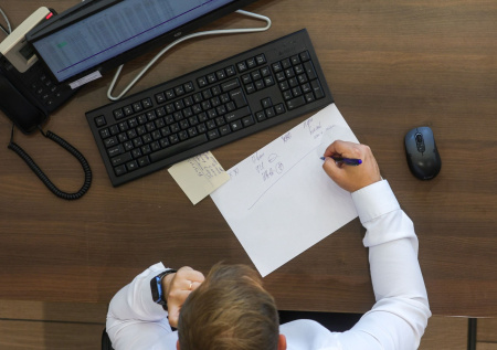 Стало известно, что грозит прогулявшим рабочую субботу россиянам