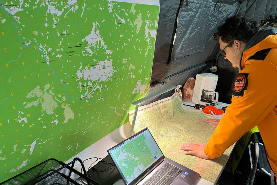 Поисковый отряд «ЛизаАлерт» на месте исчезновения семьи Усольцевых