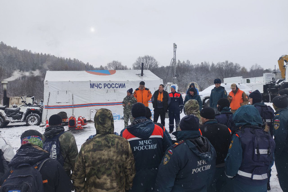 Поисковый отряд «Лиза Алерт» на месте исчезновения семьи Усольцевых