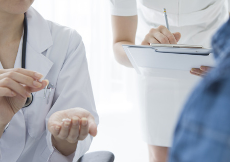 К обвиняемой в растрате курганской чиновнице применили медицинские меры