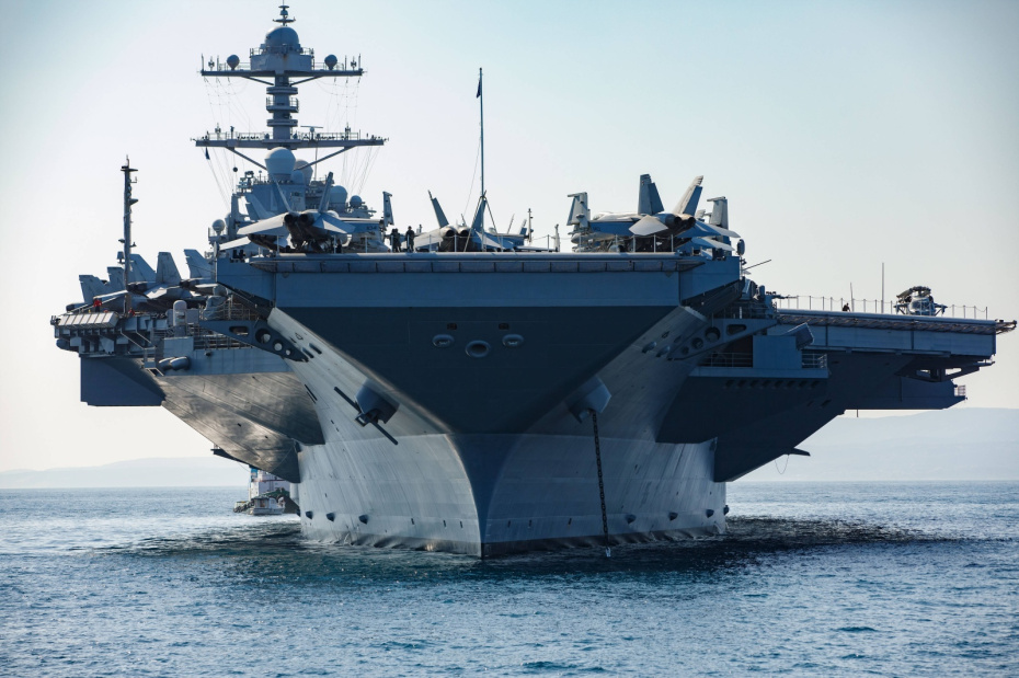 Американский авианосец USS Gerald R. Ford