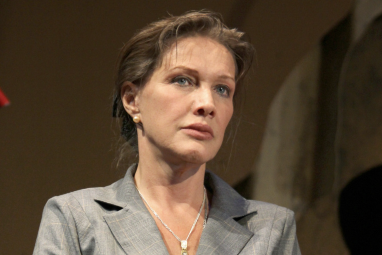 Елена Проклова