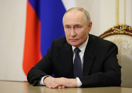 Путин обратился к российским бойцам