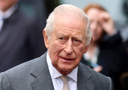 Карл III прервал молчание после кровавой резни в поезде на востоке Британии