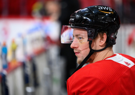 Российский нападающий сотворил победу для своей команды в матче НХЛ