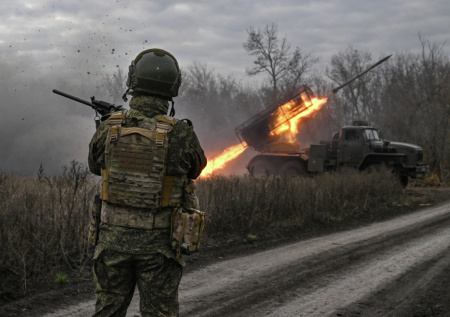 Российские бойцы почти зачистили два села близ Красноармейска от ВСУ