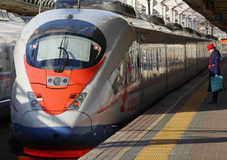 Мужчина сделал предложение проводнице в «Сапсане»