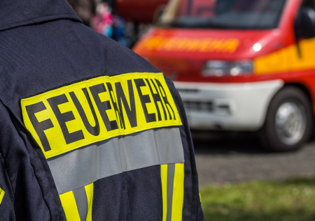 Серьезный пожар начался в школе после прозвучавшего у кабинета химии взрыва