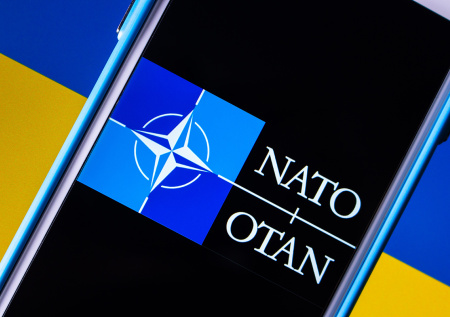 НАТО пристыдили за «магическое мышление» в украинском вопросе