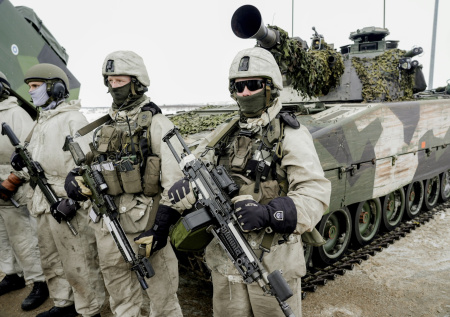 Пушков раскрыл, чем Финляндия занимается на границе с Россией