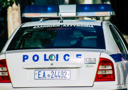 Греки испугались электронных паспортов и начали протестовать