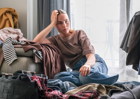 Порядок в шкафу за час: метод четырех коробок для радикальной расхлебки