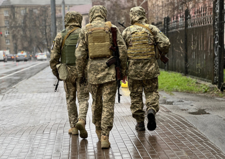 Предприятиям ОПК на Украине разрешили бронировать уклонистов