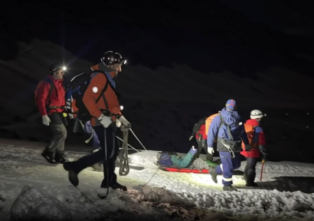 В Сочи спасли повредившую ногу в горах туристку