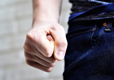 В Тамбове водитель автобуса выволок пенсионерку на улицу