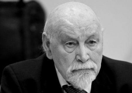 Скончался автор закона об общественном контроле