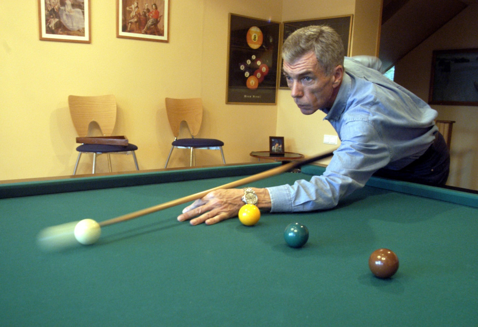 Юрий Николаев