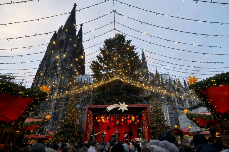 Ярмарка у Кёльнского собора