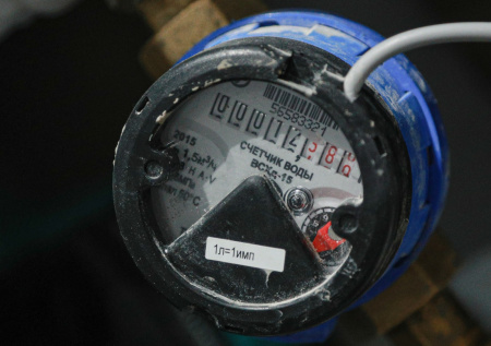 Пенсионер отдал за «замену счетчиков» 12,5 млн рублей