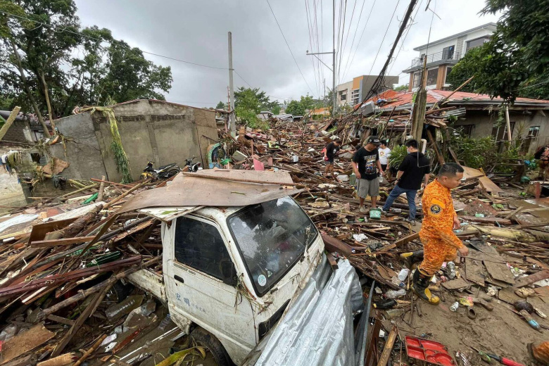 Тайфун «Калмаэги» на Филиппинах
