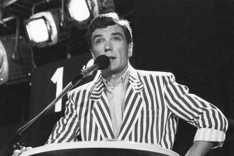 Диктор ЦТ и ведущий хит-парада Юрий Николаев