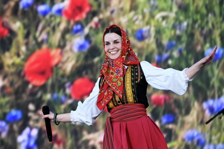 Певица Татьяна Куртукова