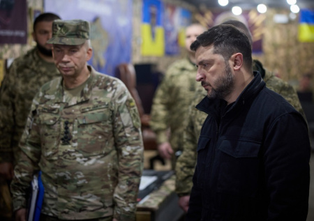 ВСУ в шаге от катастрофы: зачем Зеленский врет о Красноармейске и Купянске