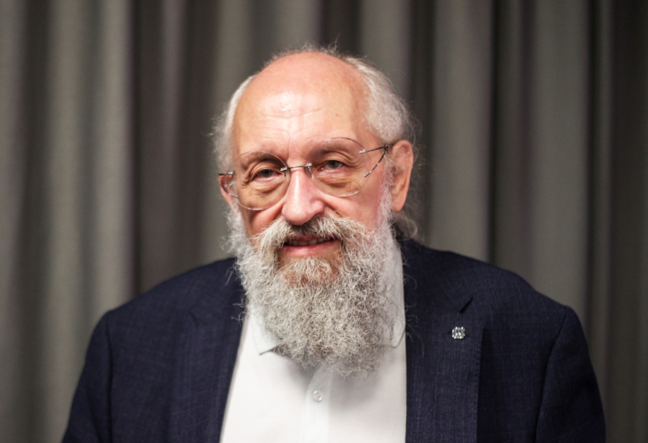 Анатолий Вассерман