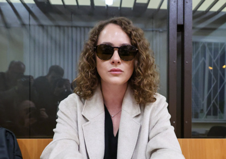 Тарасова признала вину по делу о контрабанде наркотиков