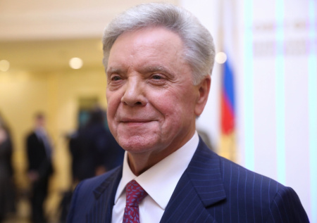 Афган, гибель жены в авиакатастрофе, пятеро детей: как живет Борис Громов