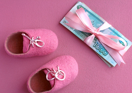 До 1 млн рублей: кому положена максимальная выплата по беременности и родам