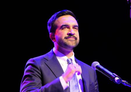 Новый «хозяин» Нью-Йорка появился на обложке NYP с серпом и молотом