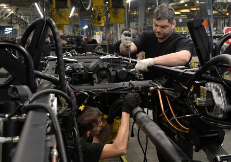 В Калужской области удвоили нагрузку на автозаводы