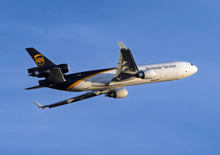 Взрыв и жуткий пожар. В США разбился самолет: посылка из Киева, погибшие