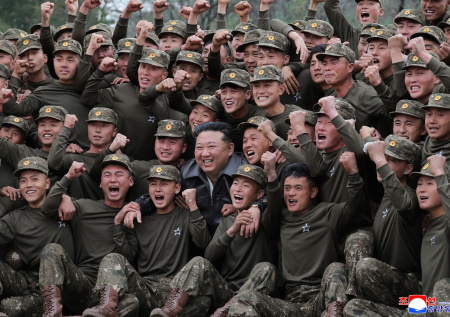 КНДР направила тысячи военных в зону СВО