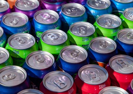 Нейрохирург предупредил об опасности энергетиков