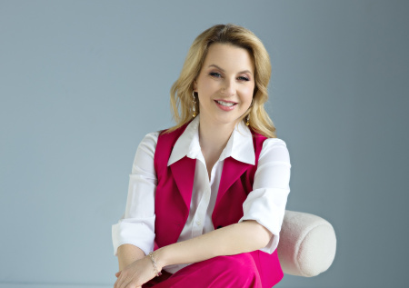 Слуцкая раскрыла секрет, как находит общий язык с детьми-подростками