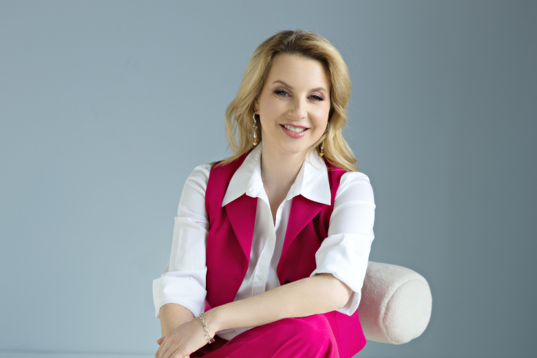 Ирина Слуцкая