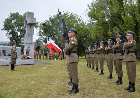 Президент Польши отказался забывать Волынскую резню вопреки помощи Украине