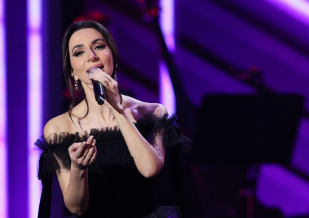 «Пусто на душе»: певица Зара об уходе Николаева