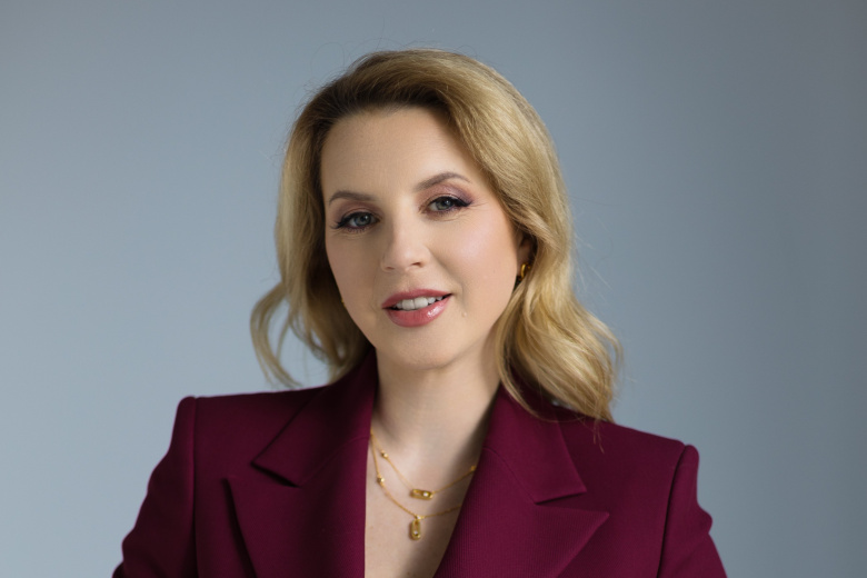 Ирина Слуцкая