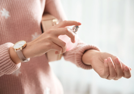 Парфюмер раскрыла, какие ароматы должны быть в каждом женском гардеробе