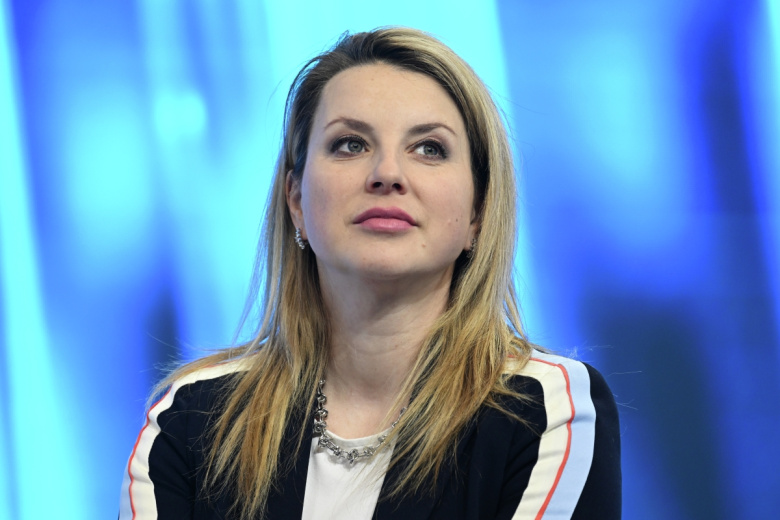 Ирина Слуцкая