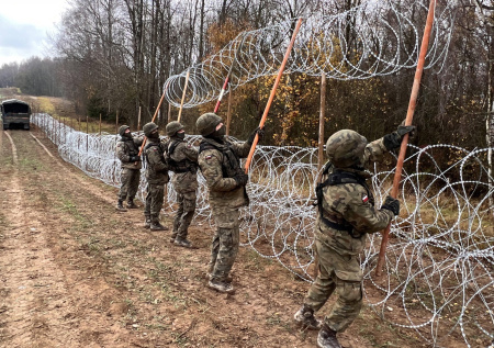 Названа сумма, которую Польша потратит на укрепление границы с Россией
