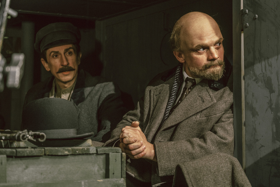 Кадр из киносериала «Хроники русской революции»